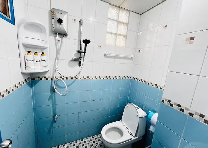 203 Budget Room, Wifiutilities, Bangkoks Center Bangkok